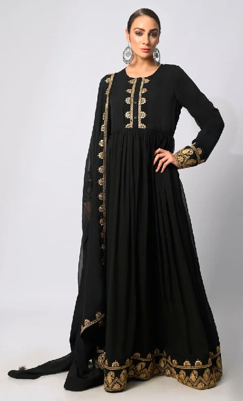 Gold Tapestry: Beautiful and Intricate Zari embroidered Anarkali With Dupatta